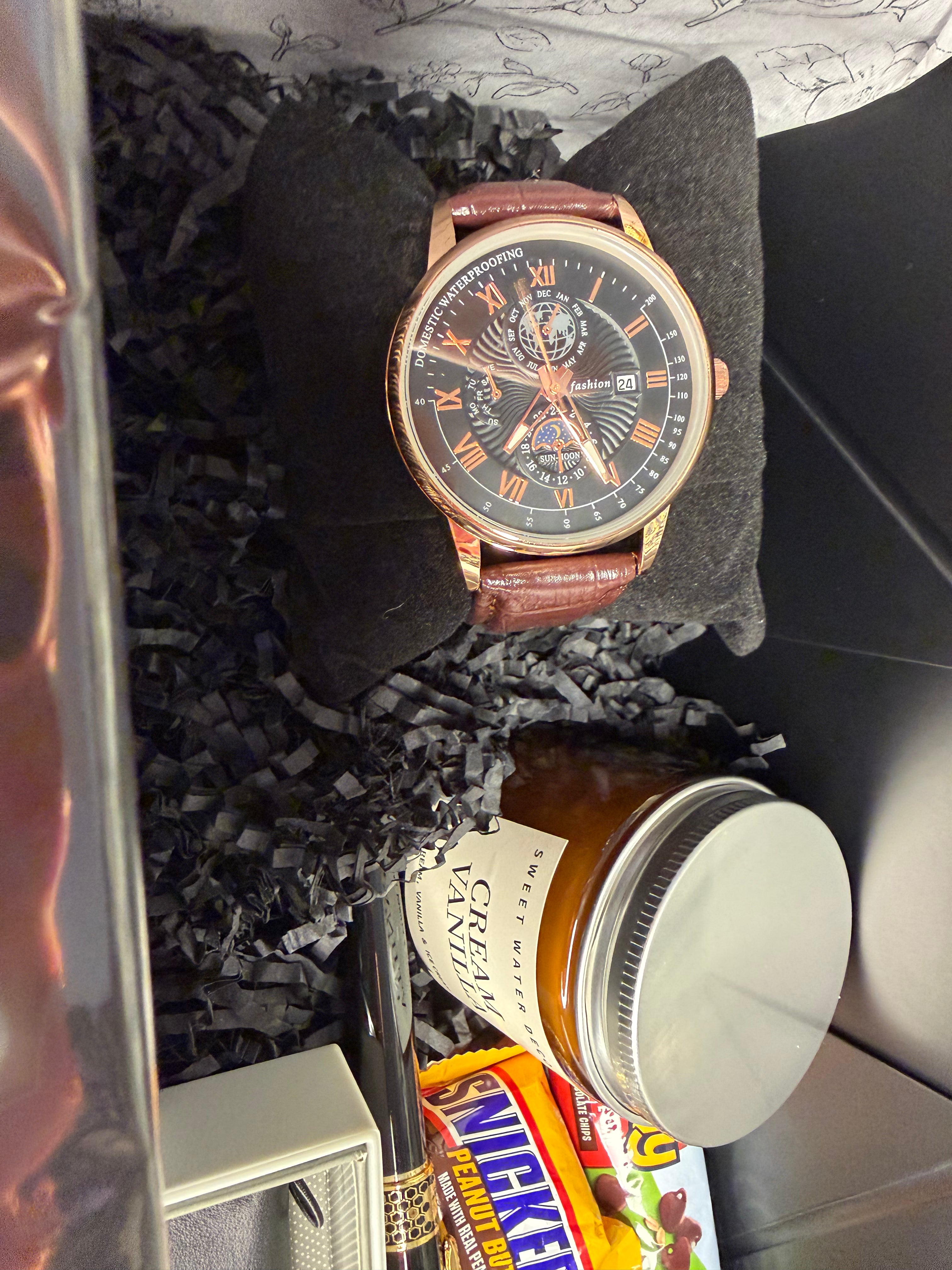 The Gentleman’s Luxury Gift Box – Premium Men’s Gift Set